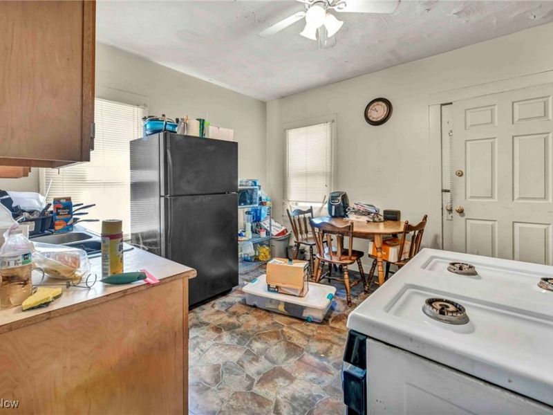 13201 Southview Avenue, Cleveland, OH 44120 Photo 18