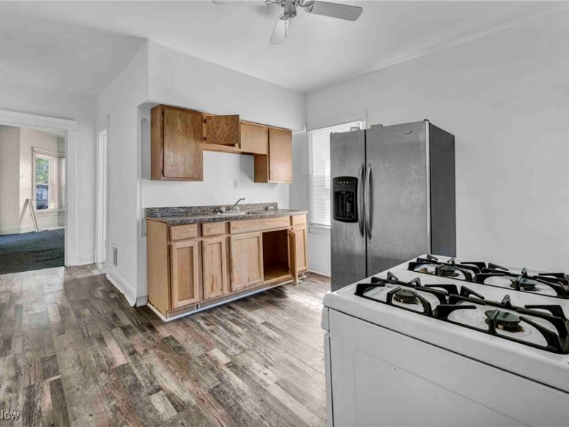 13201 Southview Avenue, Cleveland, OH 44120 Photo 7