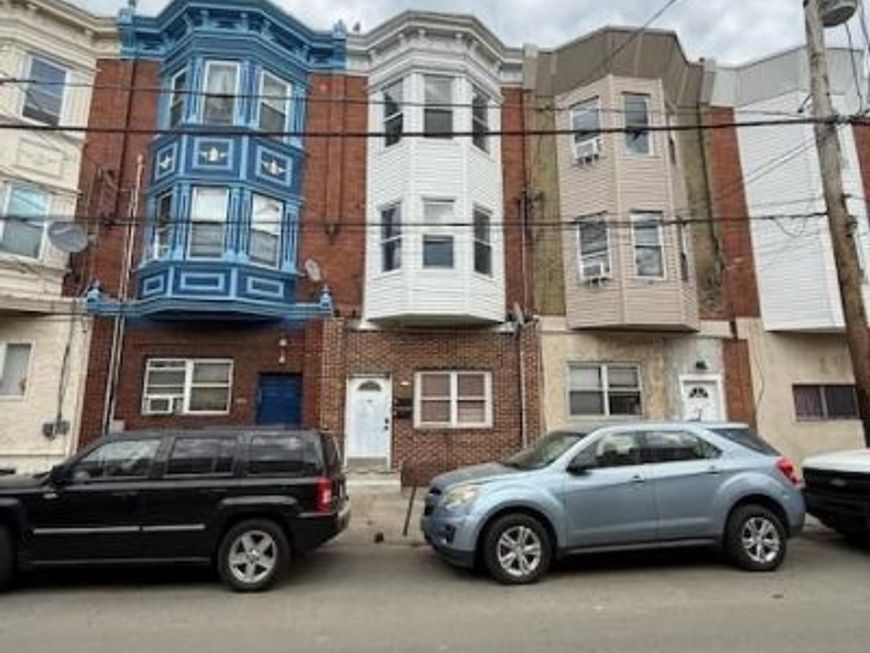 1833 S 5th Street, Philadelphia, PA 19148 Main Photo