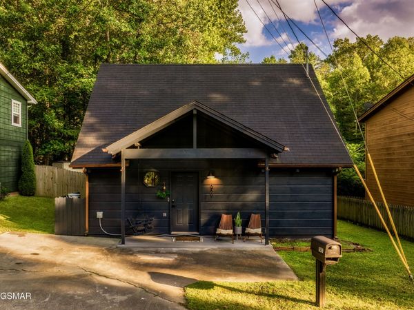 659 Morning Mist Way, Gatlinburg, TN 37738