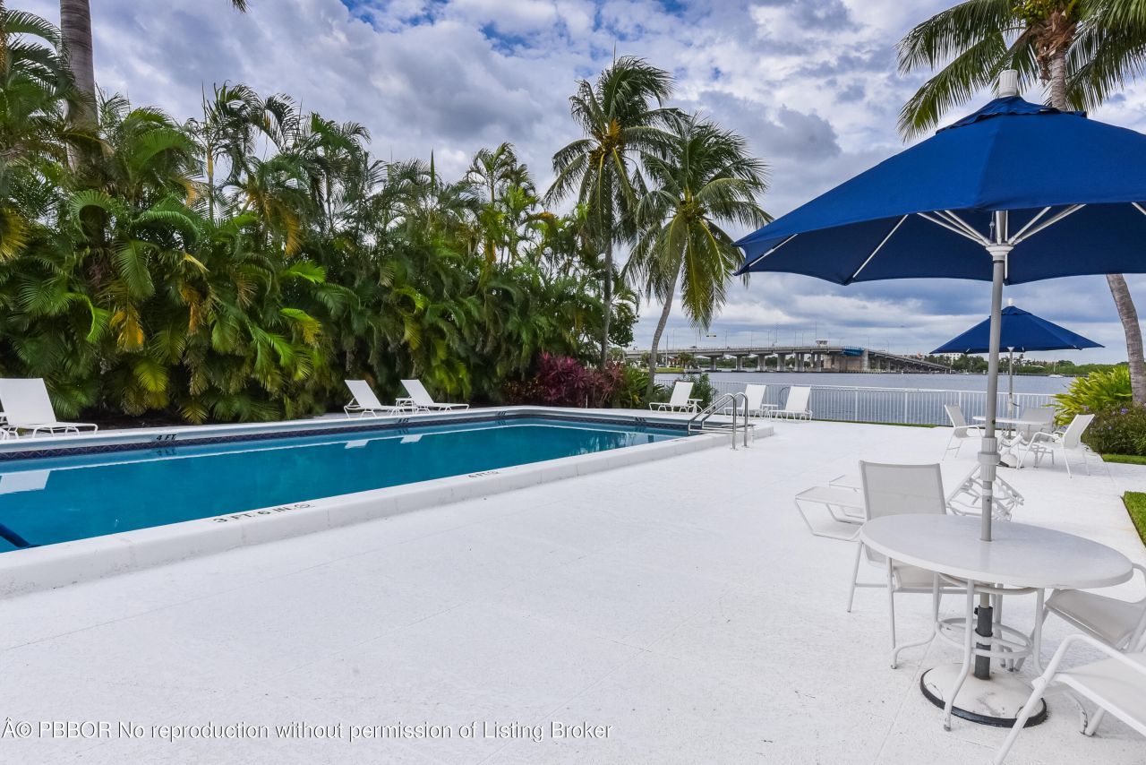 2860 S Ocean Boulevard, Unit 202, Palm Beach, FL 33480 Photo