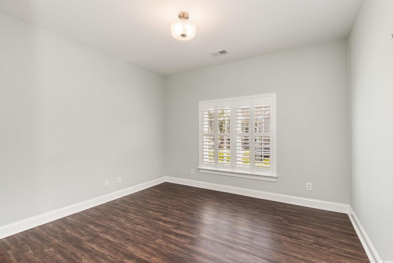 1435 Saint Thomas Circle Photo 18