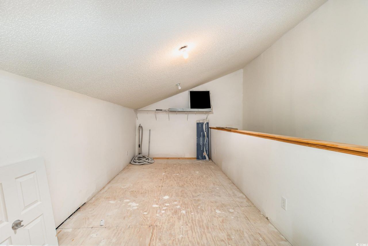 1435 Saint Thomas Circle Photo 27