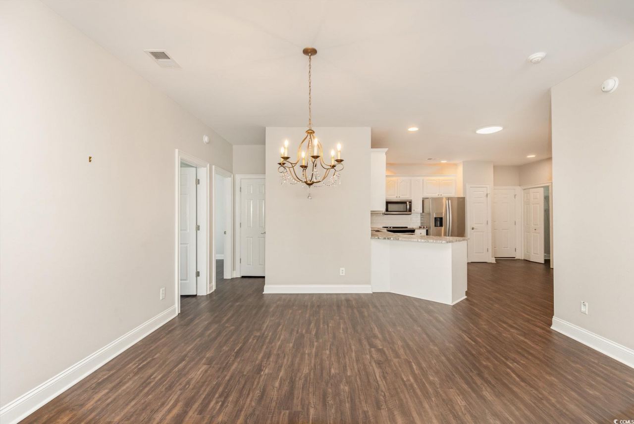 1435 Saint Thomas Circle Photo 8