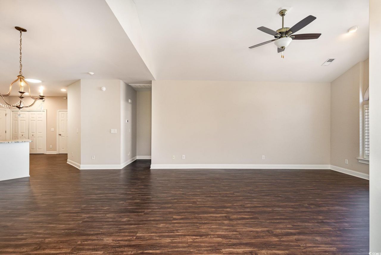 1435 Saint Thomas Circle Photo 9