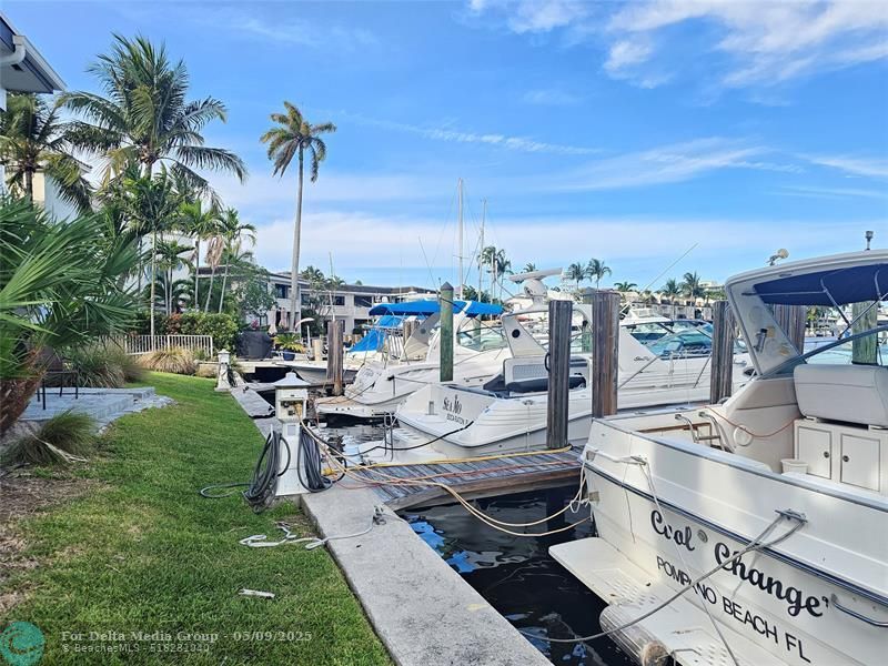 1354 Bayview Dr, Fort Lauderdale, FL 33304 Photo