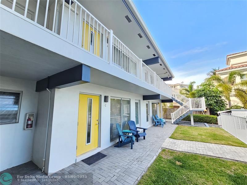 1354 Bayview Dr, Fort Lauderdale, FL 33304 Photo