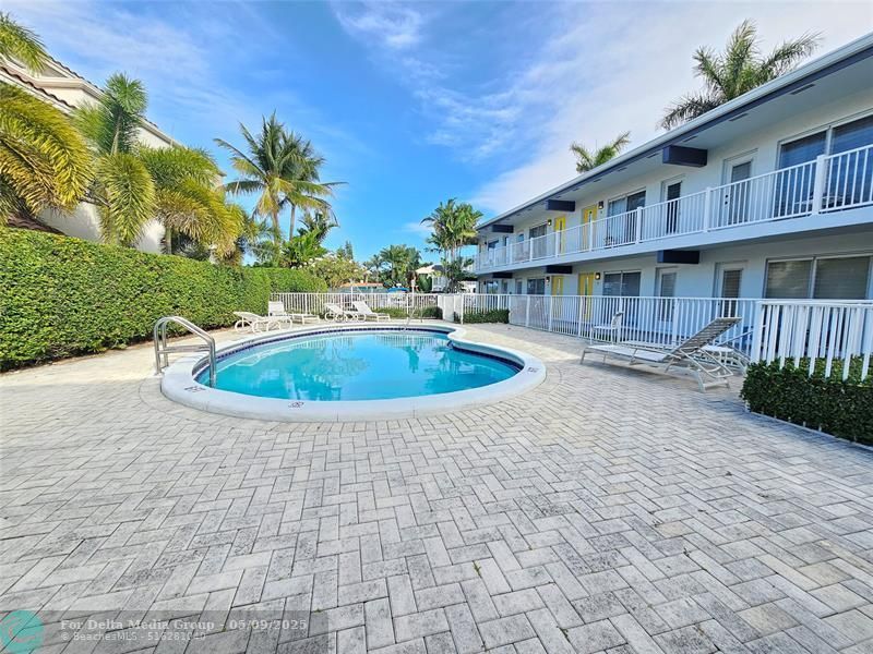 1354 Bayview Dr, Fort Lauderdale, FL 33304 Photo