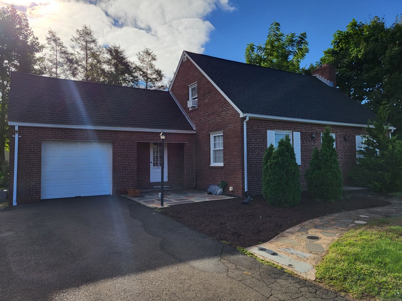 332 Washington, North Haven, CT 06473 Main Photo