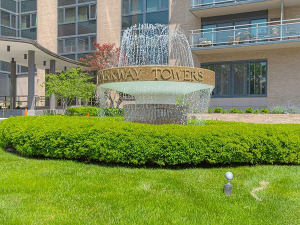 4545 Wornall Road, Unit 208, Kansas City, MO 64111