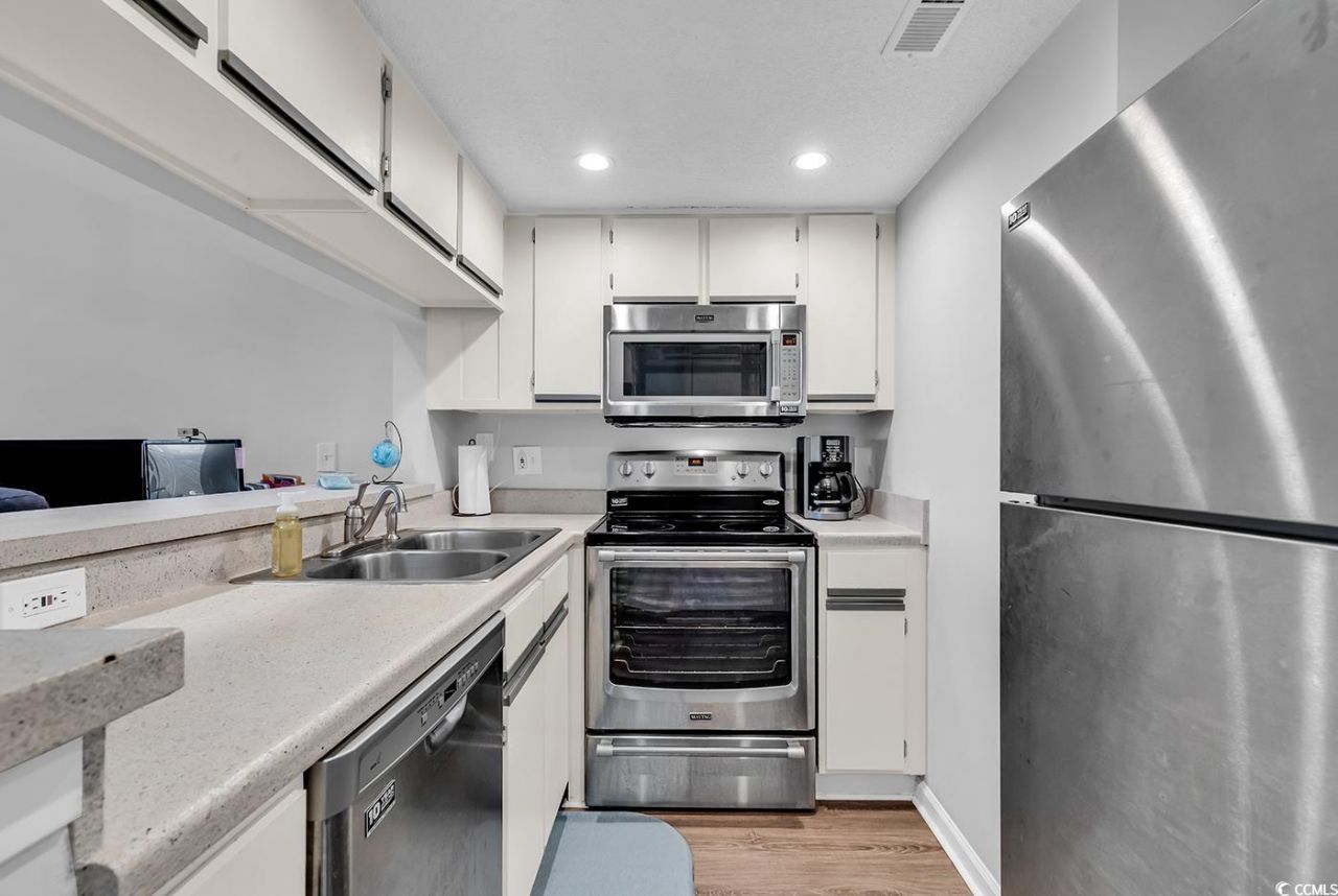 1100 Possum Trot Rd. Photo 8