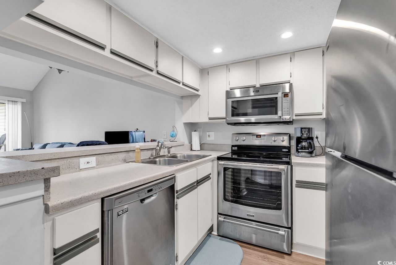 1100 Possum Trot Rd. Photo 9