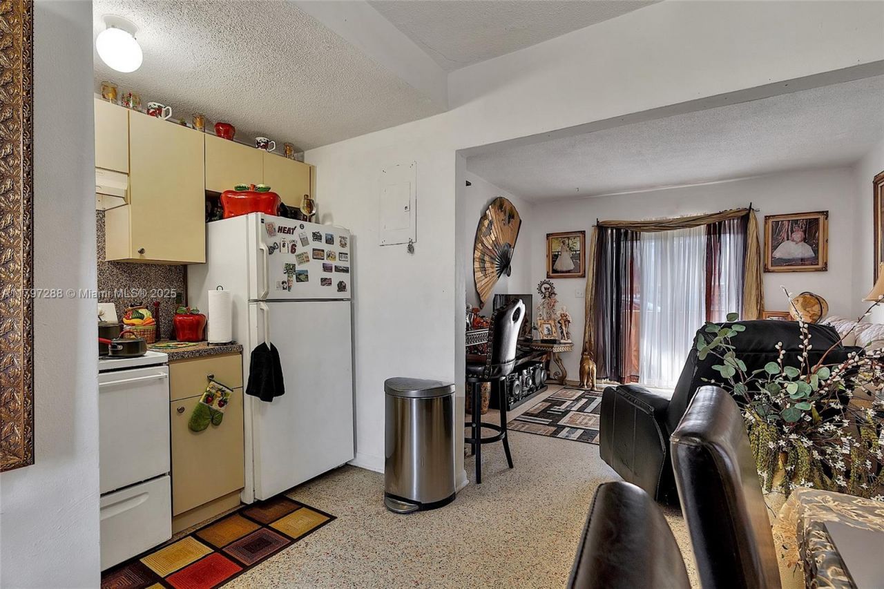 1361 SW 4th St, Miami, FL 33135 Photo