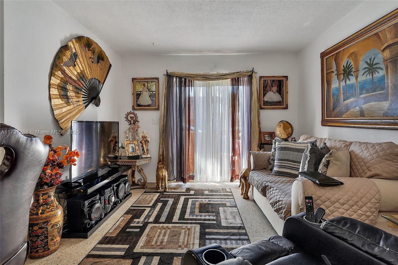 1361 SW 4th St, Miami, FL 33135 Photo