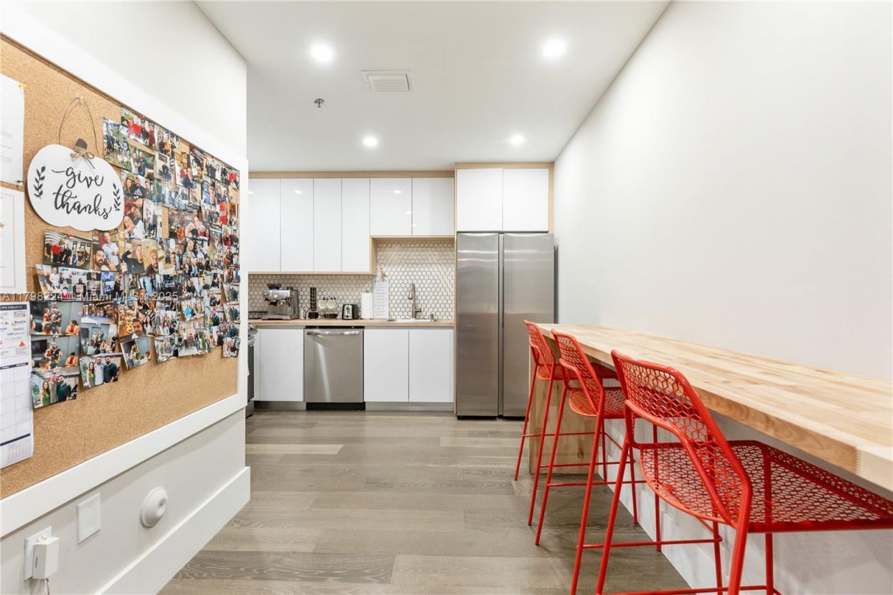 1200 S Rogers Cir, Unit 9, Boca Raton, FL 33487 Photo