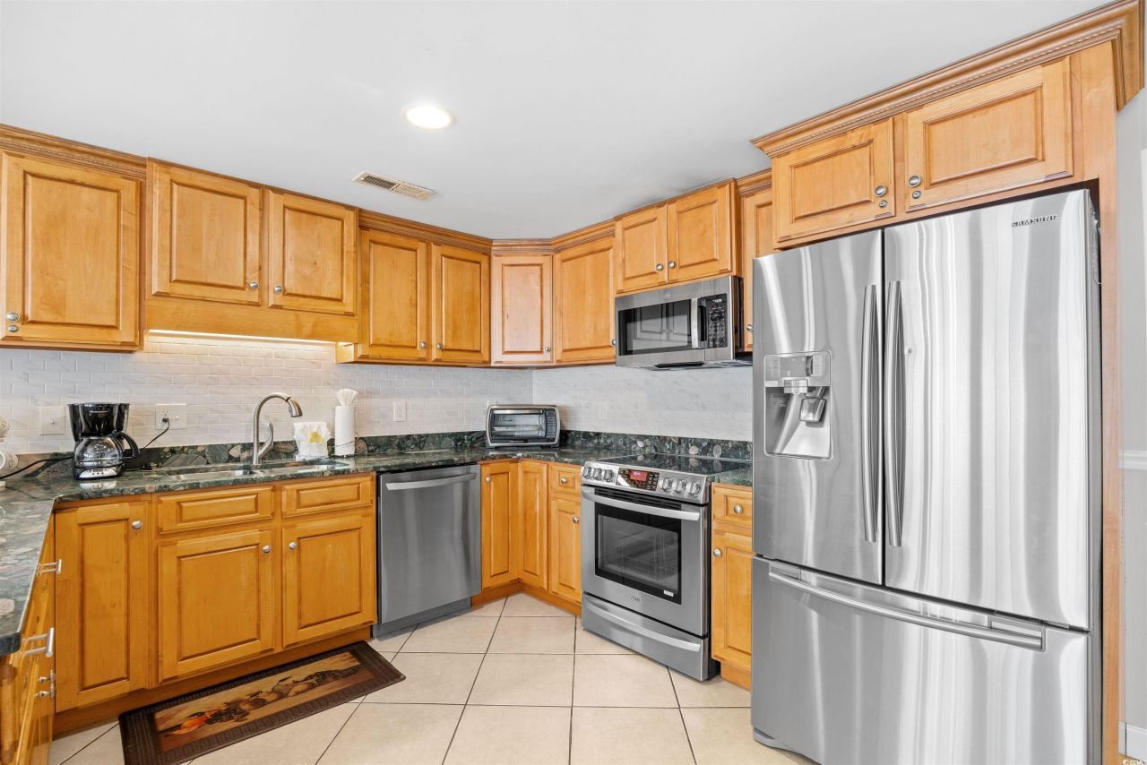 3401 N Ocean Blvd. Photo 14