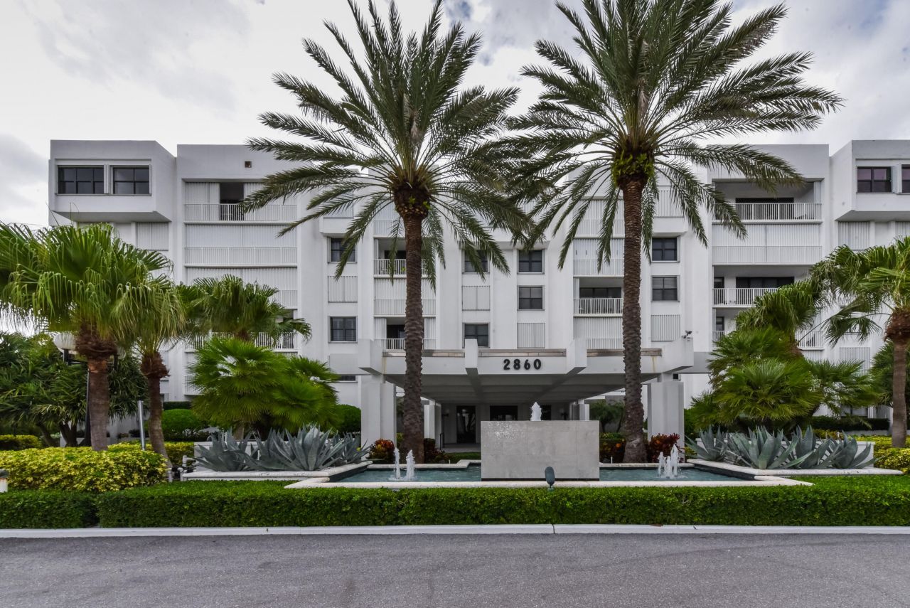 2860 S Ocean Boulevard, Unit 202, Palm Beach, FL 33480 Photo