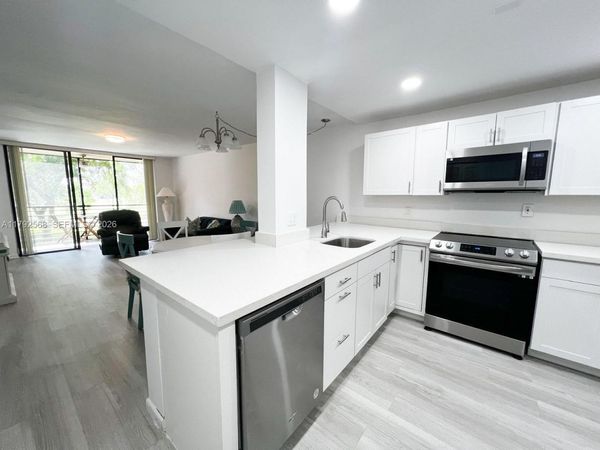 7950 W Mcnab Rd, Unit 222, Tamarac, FL 33321