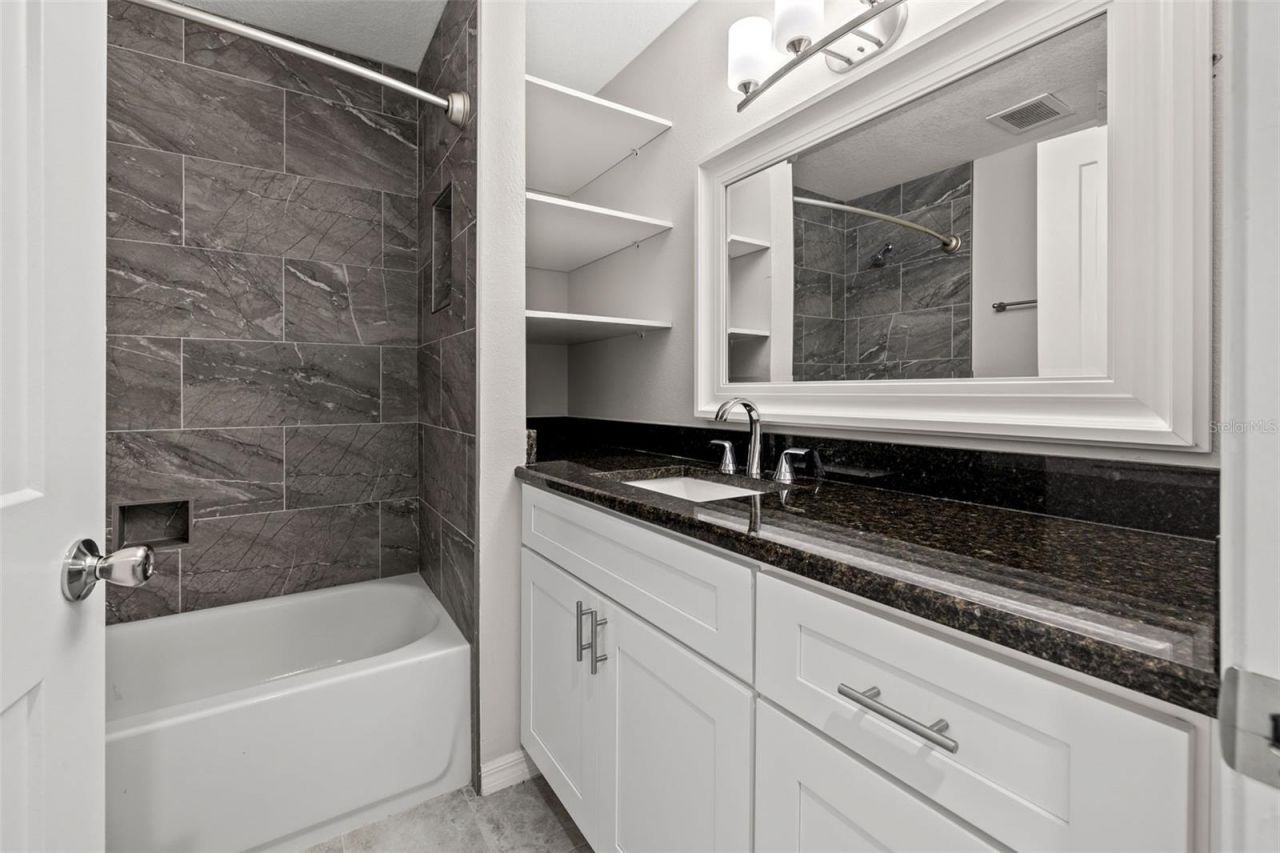 9100 Dr Martin Luther King Jr Street N, Unit 1002, Saint Petersburg, FL 33702 Photo