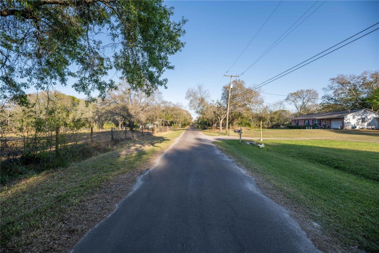 1206 Fisher Lane, Brandon, FL 33510 Photo