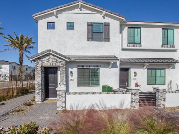 669 E SCENIC Street, Apache Junction, AZ 85119