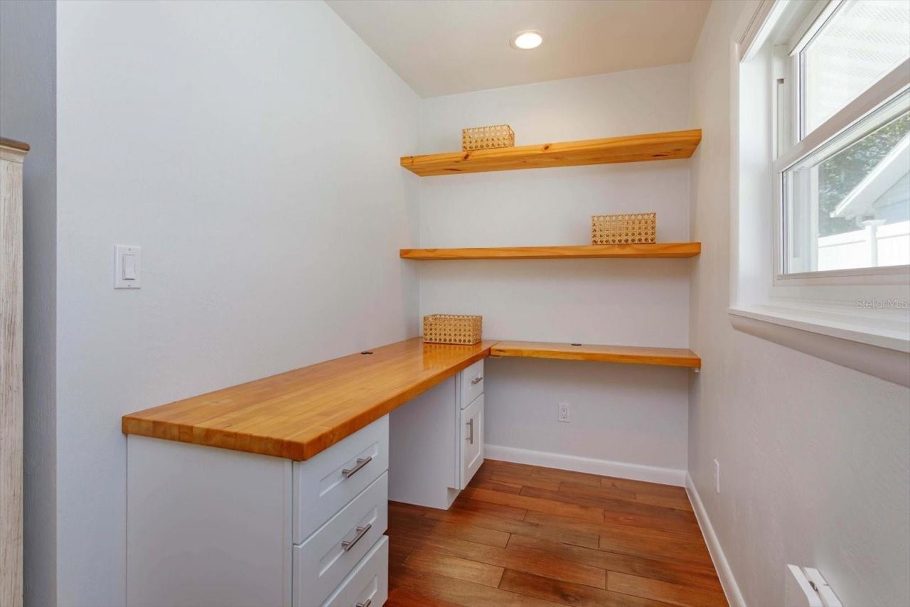 910 Locust Street, New Smyrna Beach, FL 32169 Photo