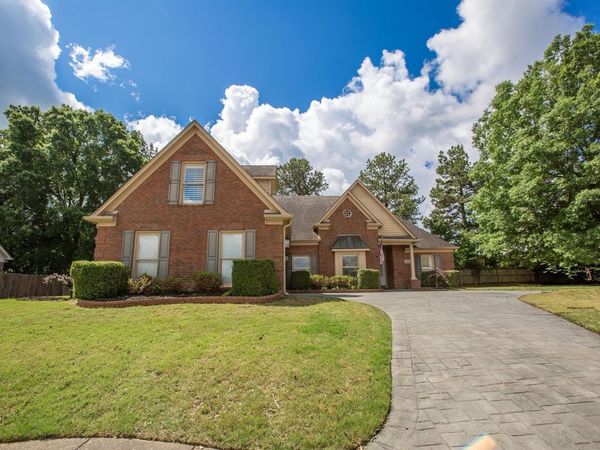 1723 GOLDSMITH CT, Collierville, TN 38017