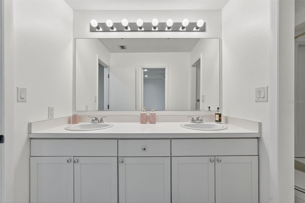 1524 New Jersey Oaks Court, Lakeland, FL 33801 Photo