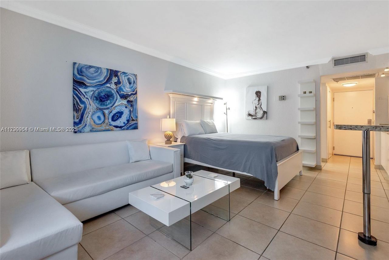 19201 Collins Ave, Unit 1001, Sunny Isles Beach, FL 33160 Photo