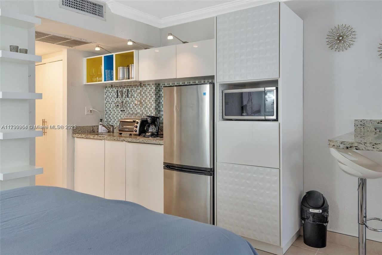 19201 Collins Ave, Unit 1001, Sunny Isles Beach, FL 33160 Photo