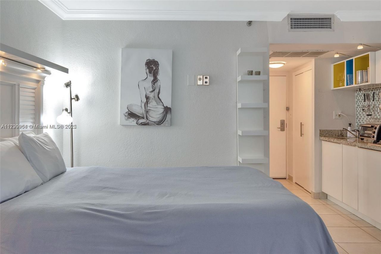 19201 Collins Ave, Unit 1001, Sunny Isles Beach, FL 33160 Photo