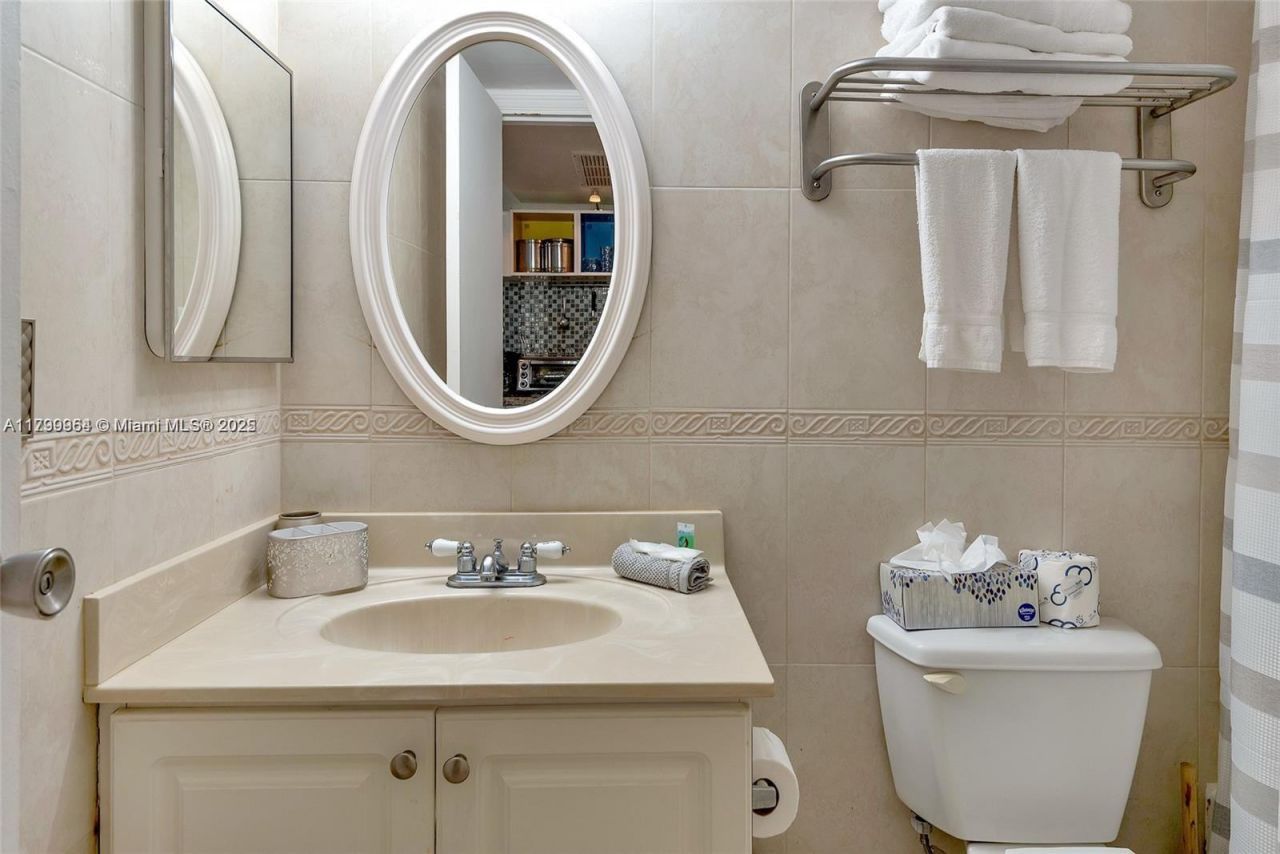 19201 Collins Ave, Unit 1001, Sunny Isles Beach, FL 33160 Photo