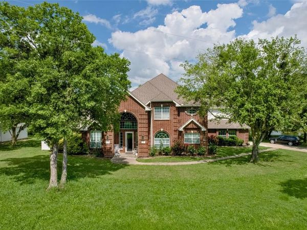 135 Kirkpatrick Road, Ennis, TX 75119