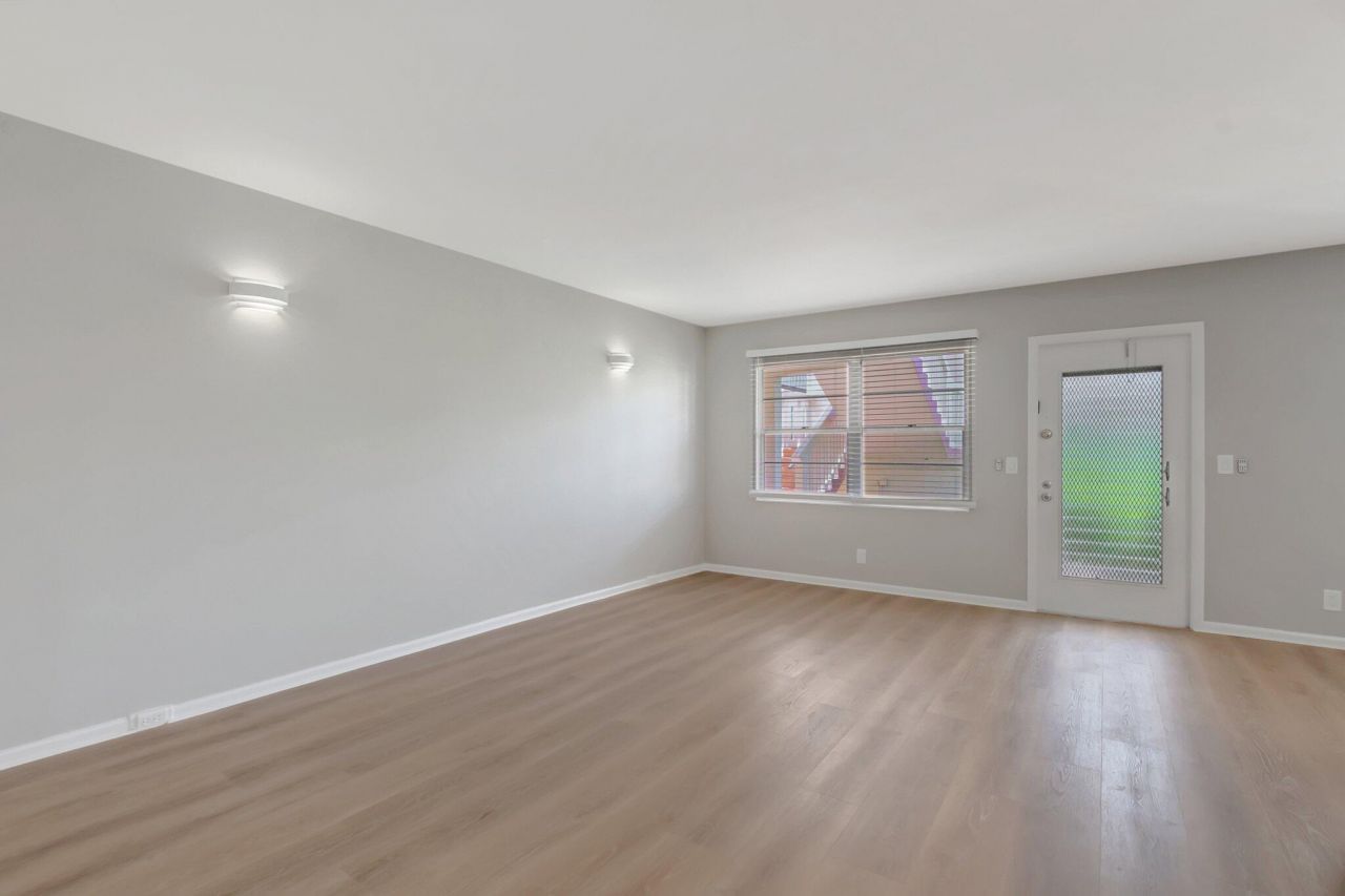 296 Fanshaw H, Boca Raton, FL 33434 Photo