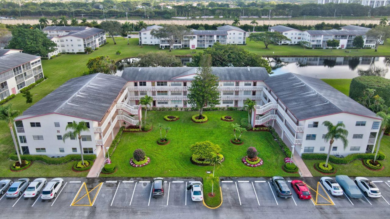 296 Fanshaw H, Boca Raton, FL 33434 Photo