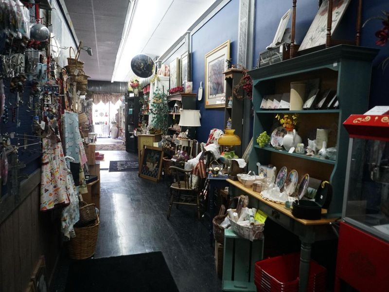 75 S Main Street, Utica, OH 43080 Photo 10