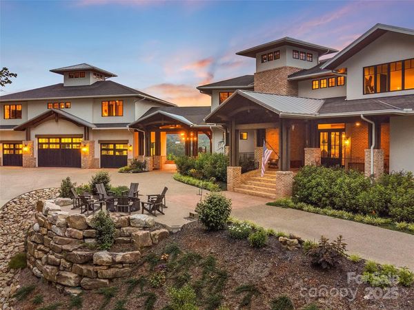 26 Bonnies Cove Trail, Mills River, NC 28759