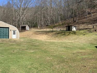 1016 Montgomery Road, Cumberland, KY 40823