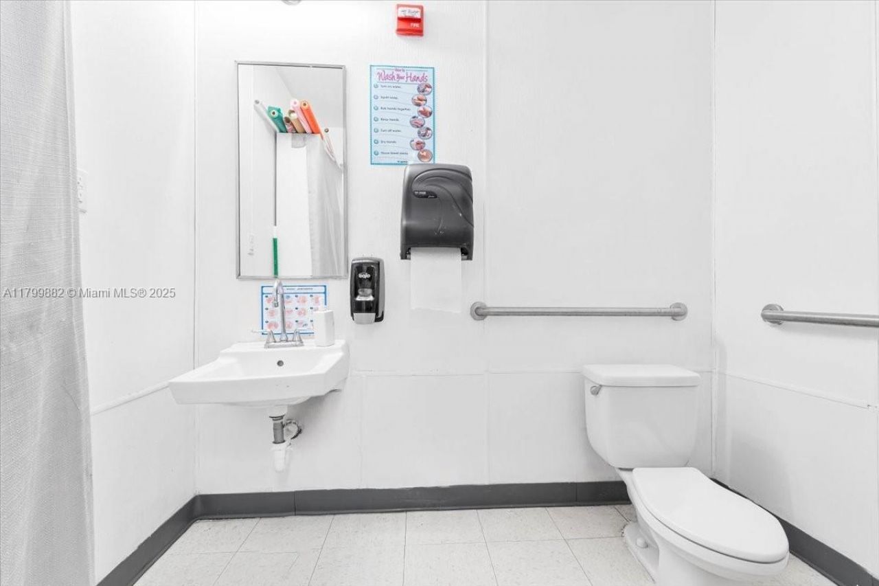 Please Call For Address, Kendall, FL 33185 Photo