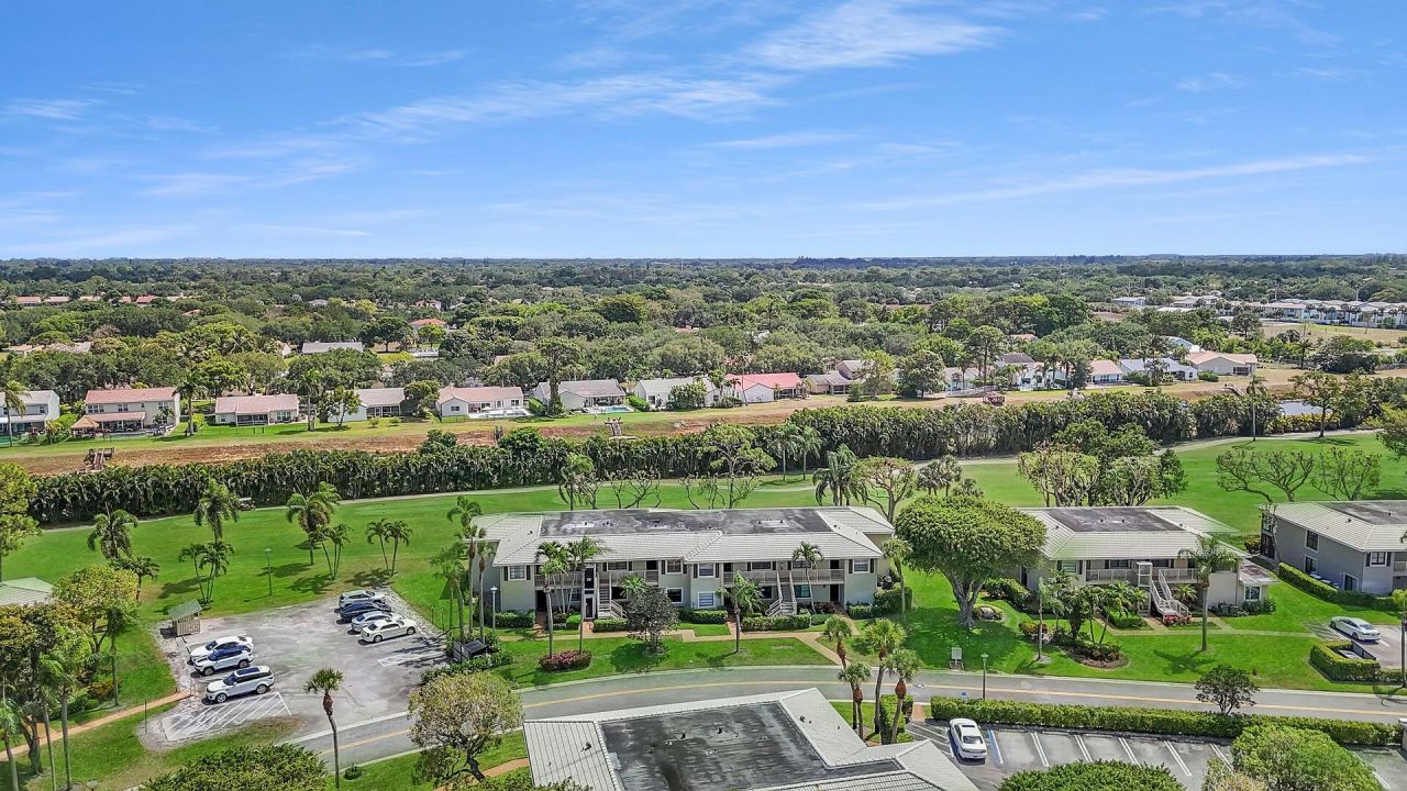 36 Stratford Lane, Unit F, Boynton Beach, FL 33436 Photo