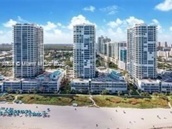 16425 Collins Ave, Unit 312, Sunny Isles Beach, FL 33160