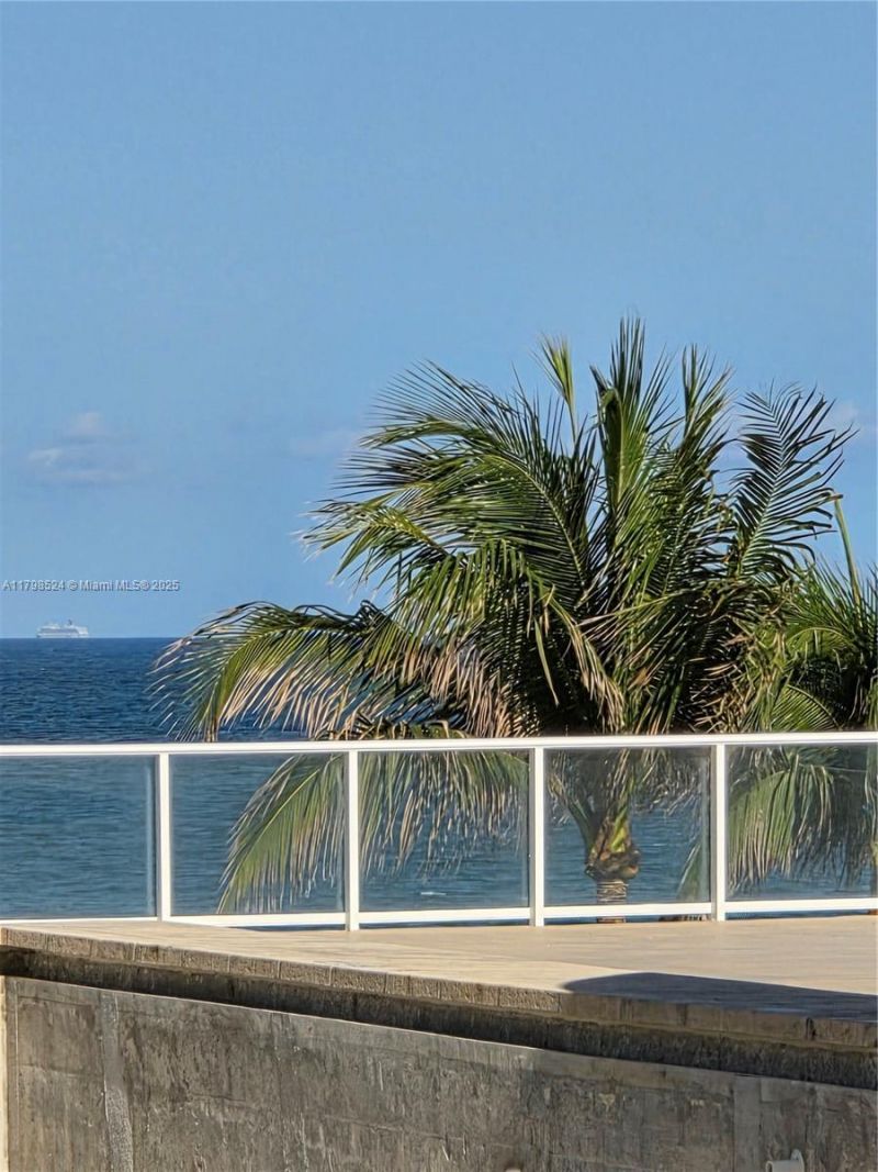 16425 Collins Ave, Unit 312, Sunny Isles Beach, FL 33160 Photo