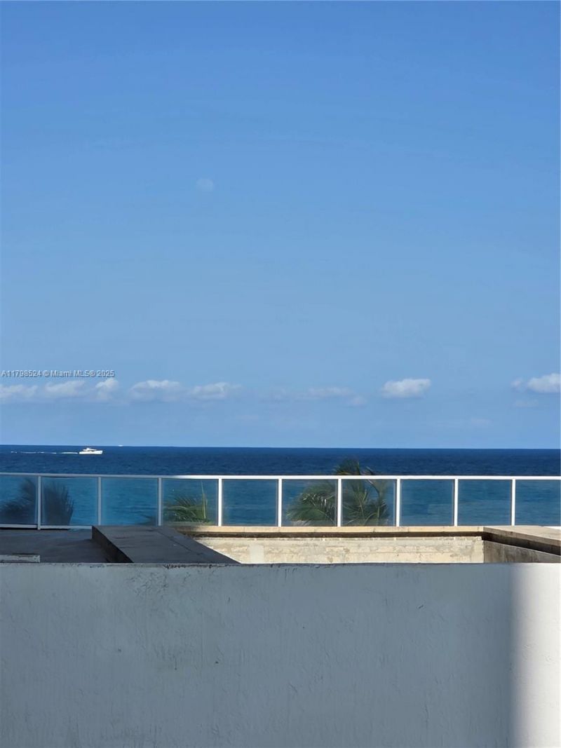 16425 Collins Ave, Unit 312, Sunny Isles Beach, FL 33160 Photo