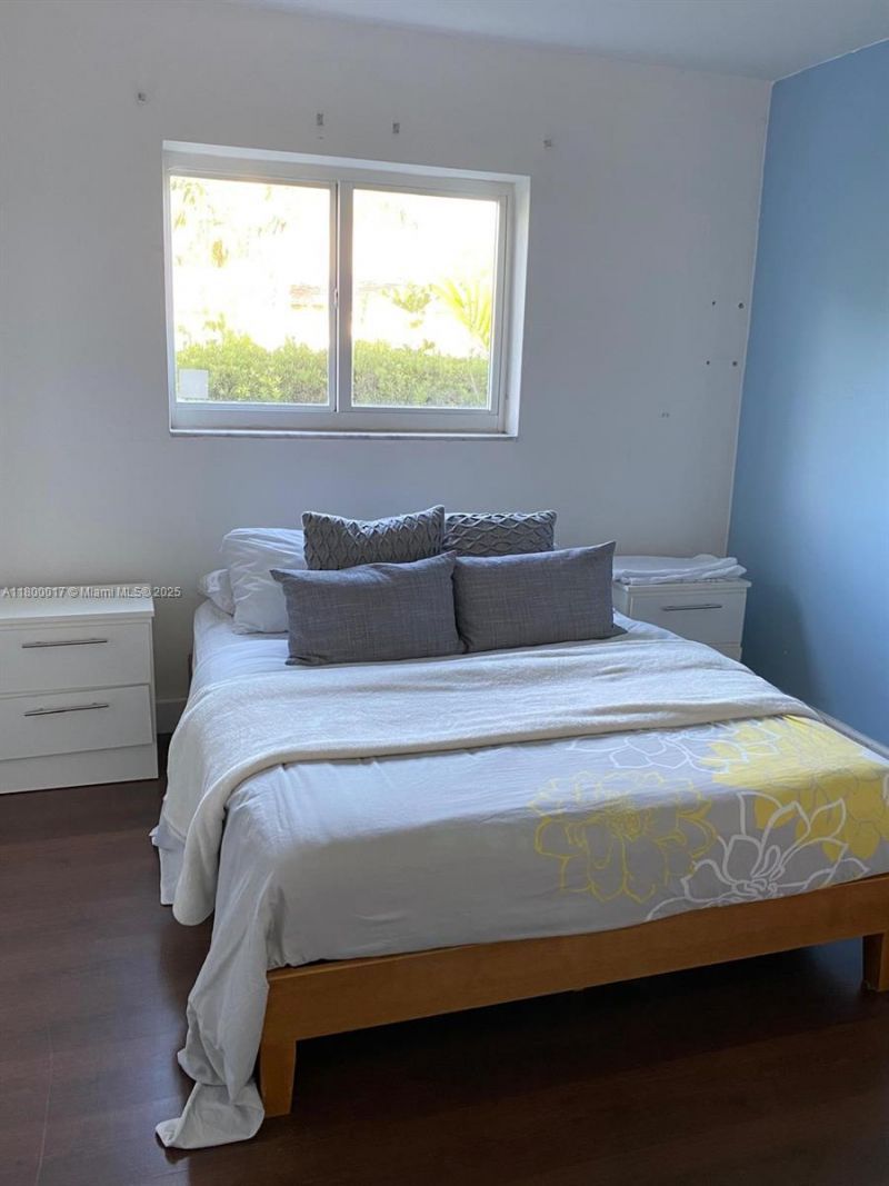 1103 Washington St, Hollywood, FL 33019 Photo