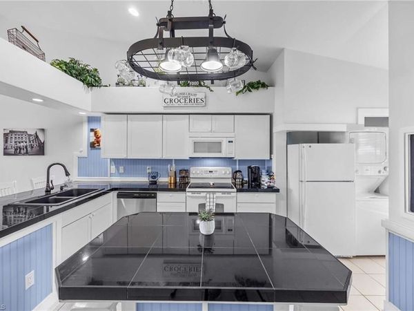 7980 Mahogany Run LN, Unit 123, NAPLES, FL 34113