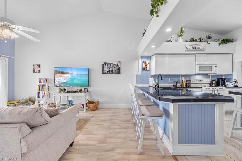 7980 Mahogany Run Ln, Unit 123, Naples, FL 34113 Photo