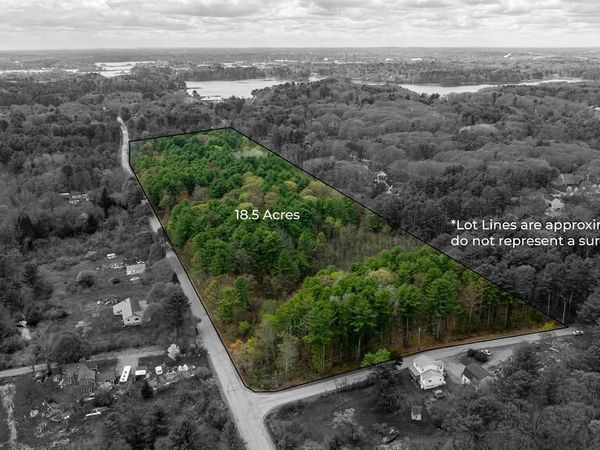 25 Bartlett Road, Kittery, ME 03905