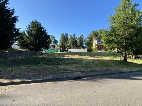 3240 Cooke St S, Salem, OR 97302