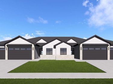 9740 Hillcrest Trail, Lincoln, NE 68520