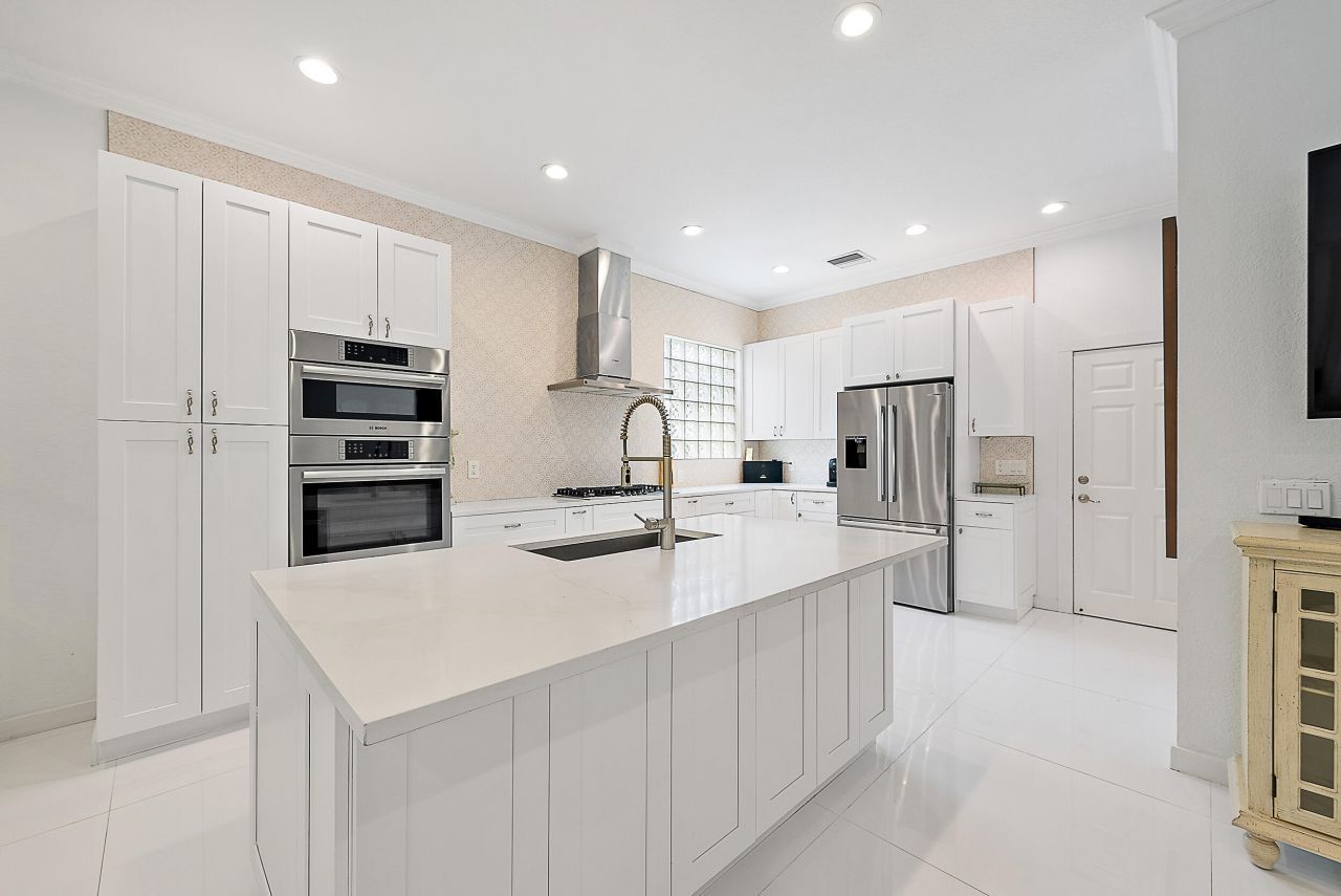 10680 Grande Boulevard, West Palm Beach, FL 33412 Photo